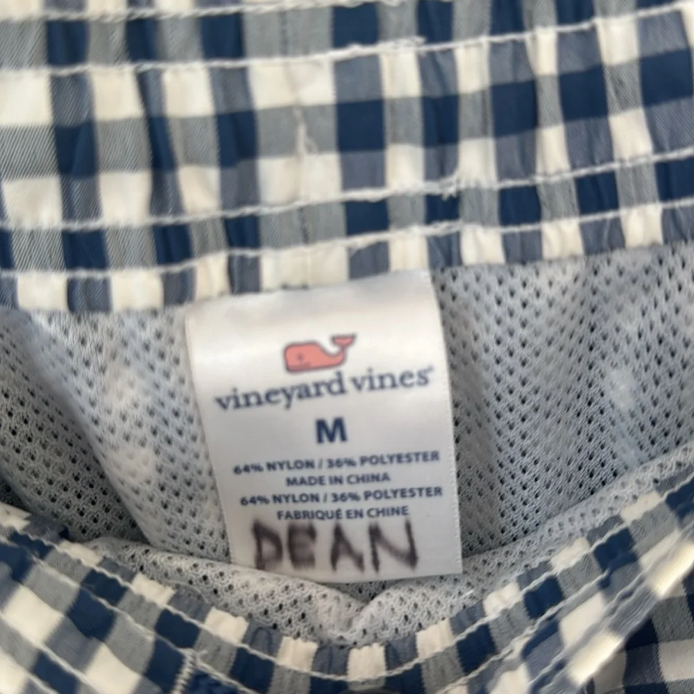 Vineyard Vines Flag Whale Gingham Chappy Trunks size M G17